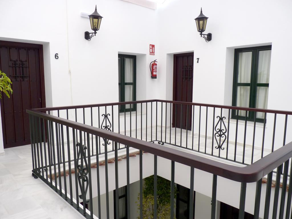 Hostal Boutique Casa La Laja Chiclana de la Frontera Exteriör bild