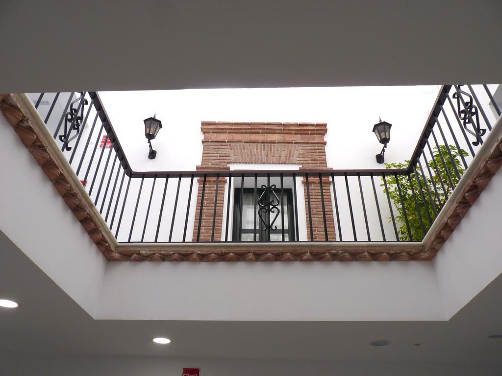 Hostal Boutique Casa La Laja Chiclana de la Frontera Exteriör bild