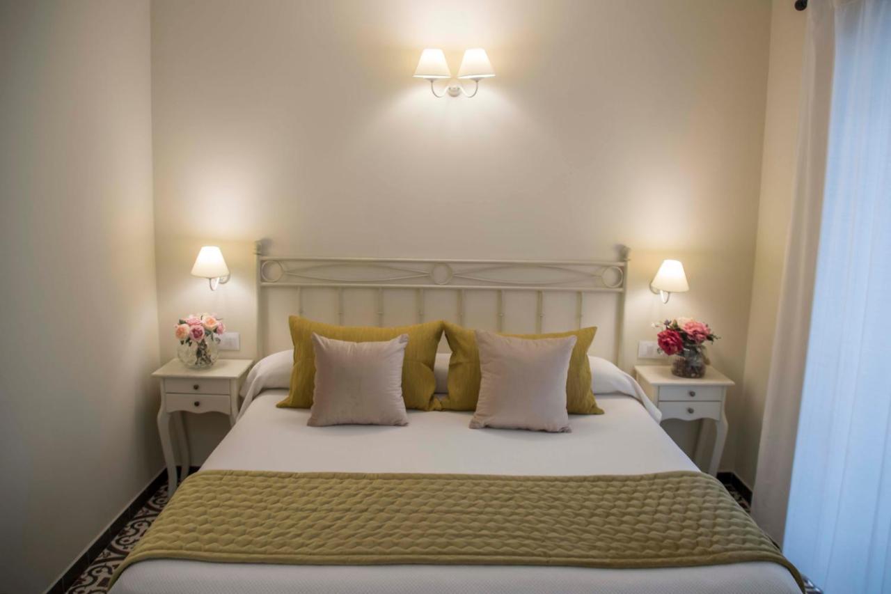 Hostal Boutique Casa La Laja Chiclana de la Frontera Exteriör bild