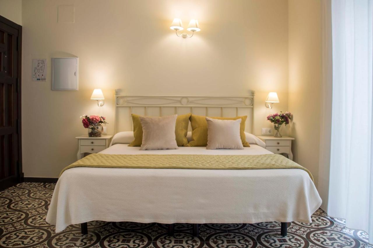 Hostal Boutique Casa La Laja Chiclana de la Frontera Exteriör bild